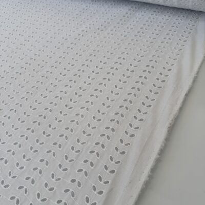 broderieanglaise@simplyfabrics.co.uk