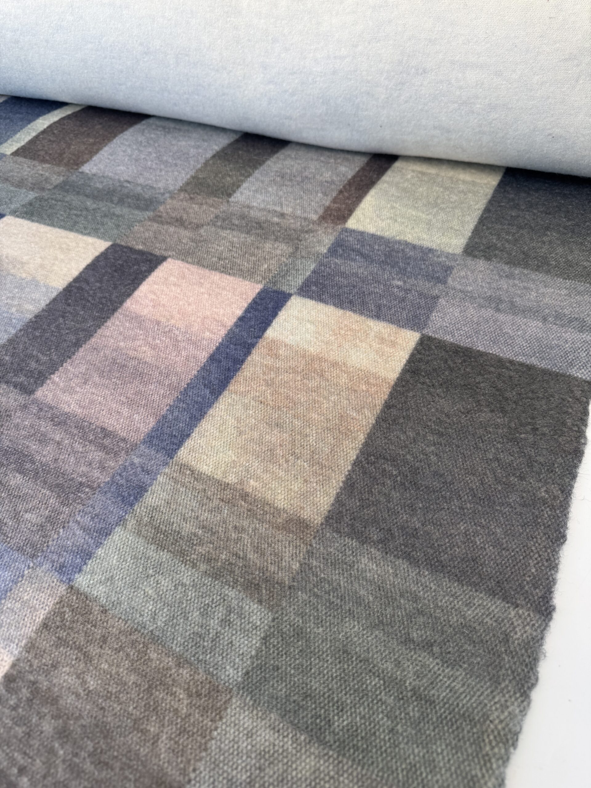 Printedwoolknit@simplyfabrics.co.uk