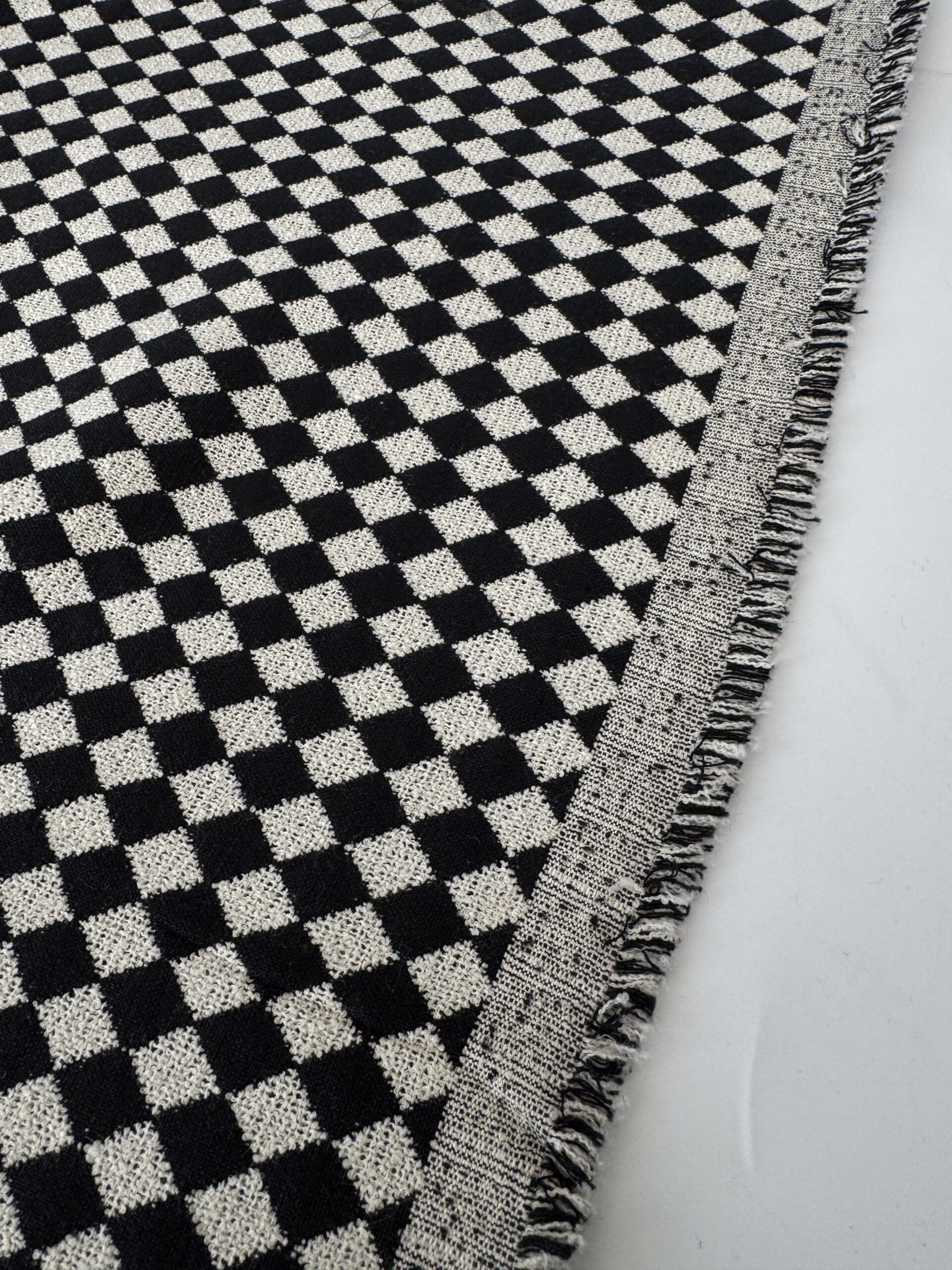 Harlequinwool@simplyfabrics.co.uk