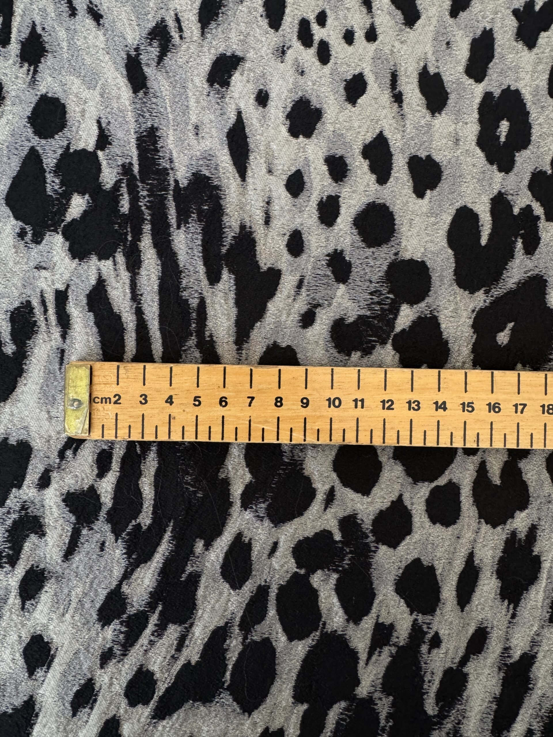 Wooljacquard@simplyfabrics.co.uk