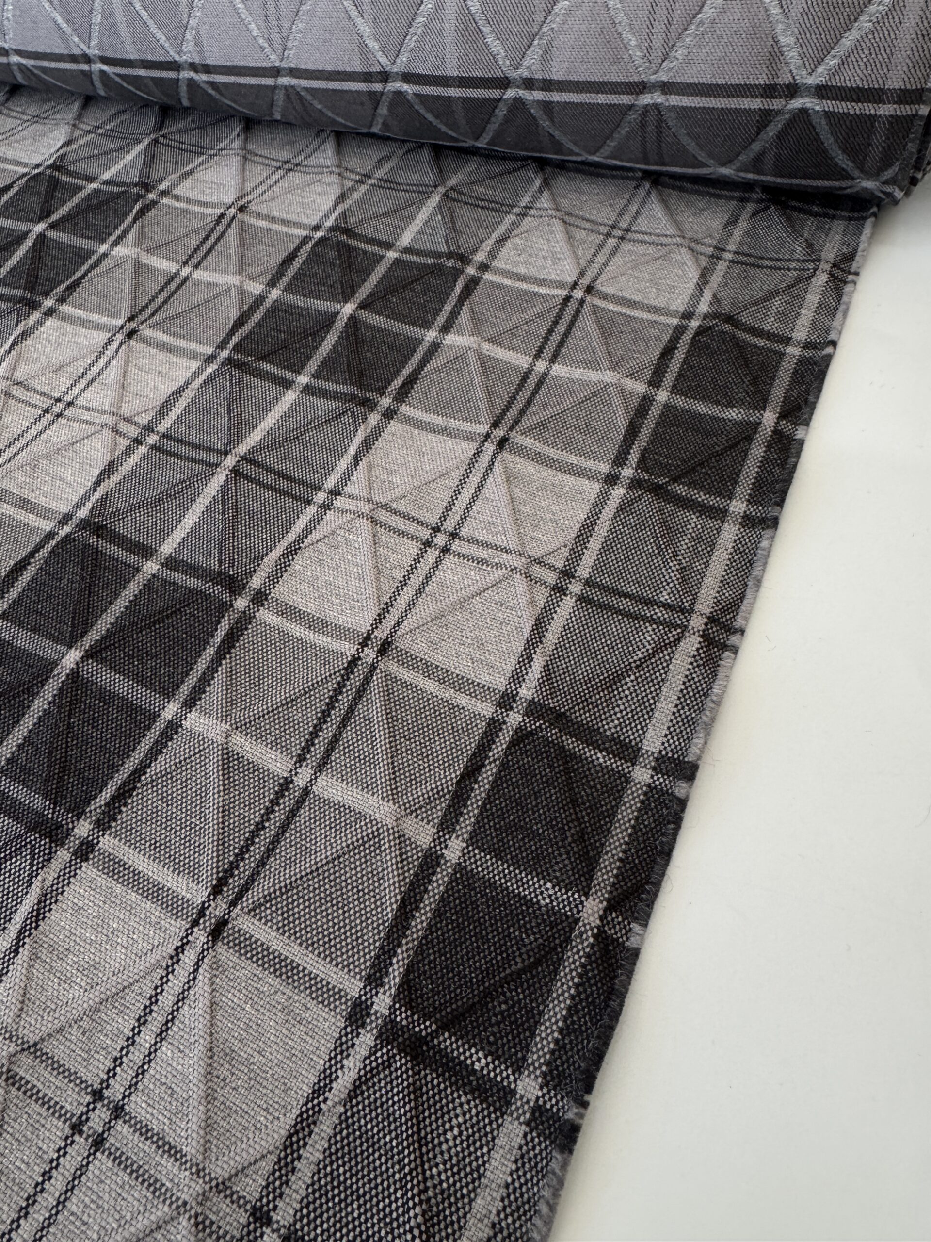 Woolcheck@simplyfabrics.co.uk