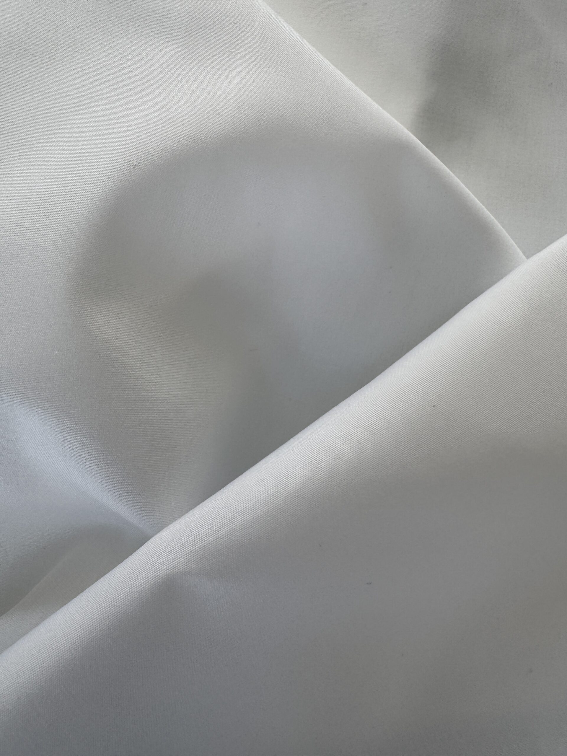 Whitecottonpoplin@simplyfabrics.co.uk