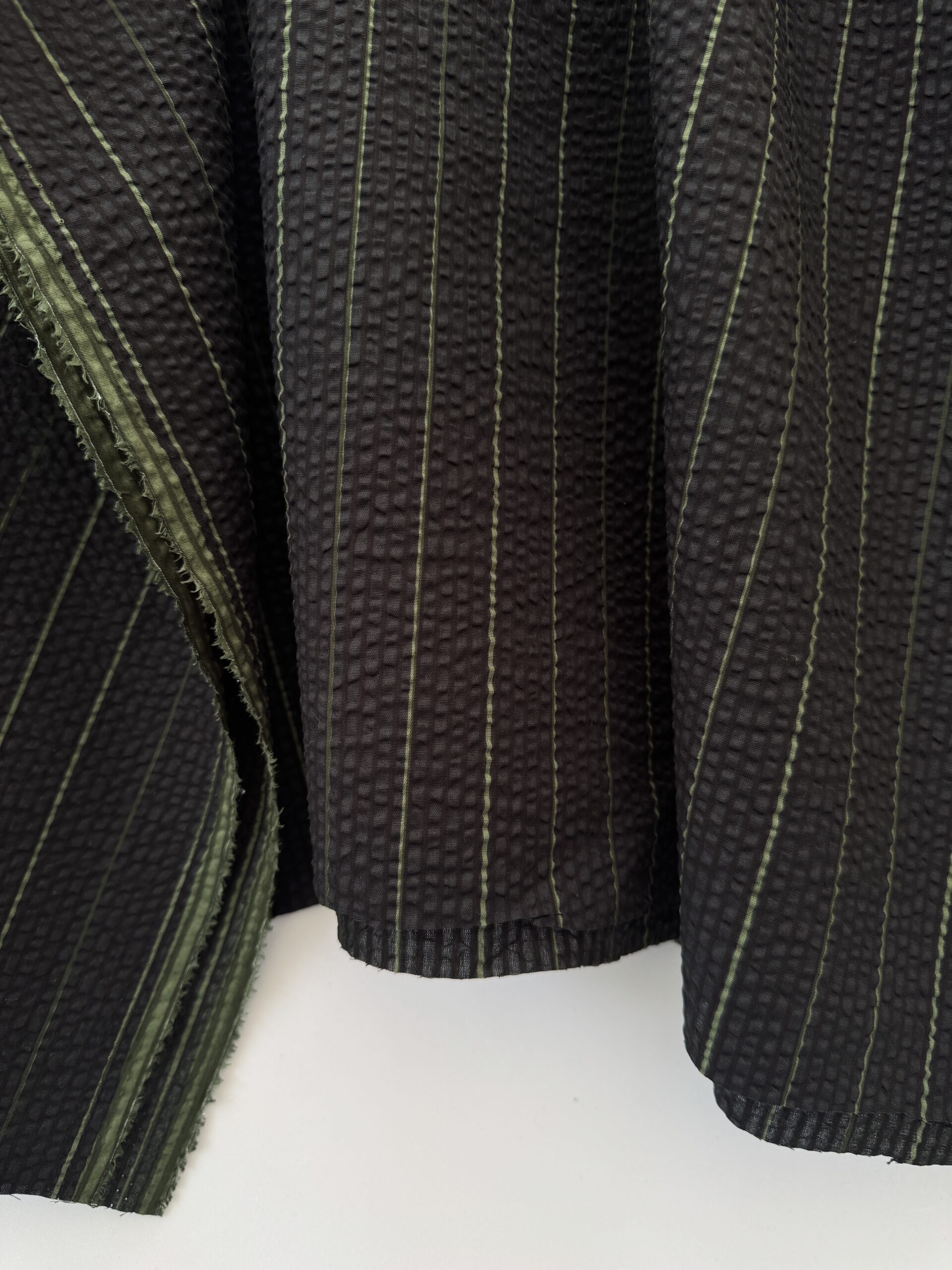 Cottonseersucker@simplyfabrics.co.uk