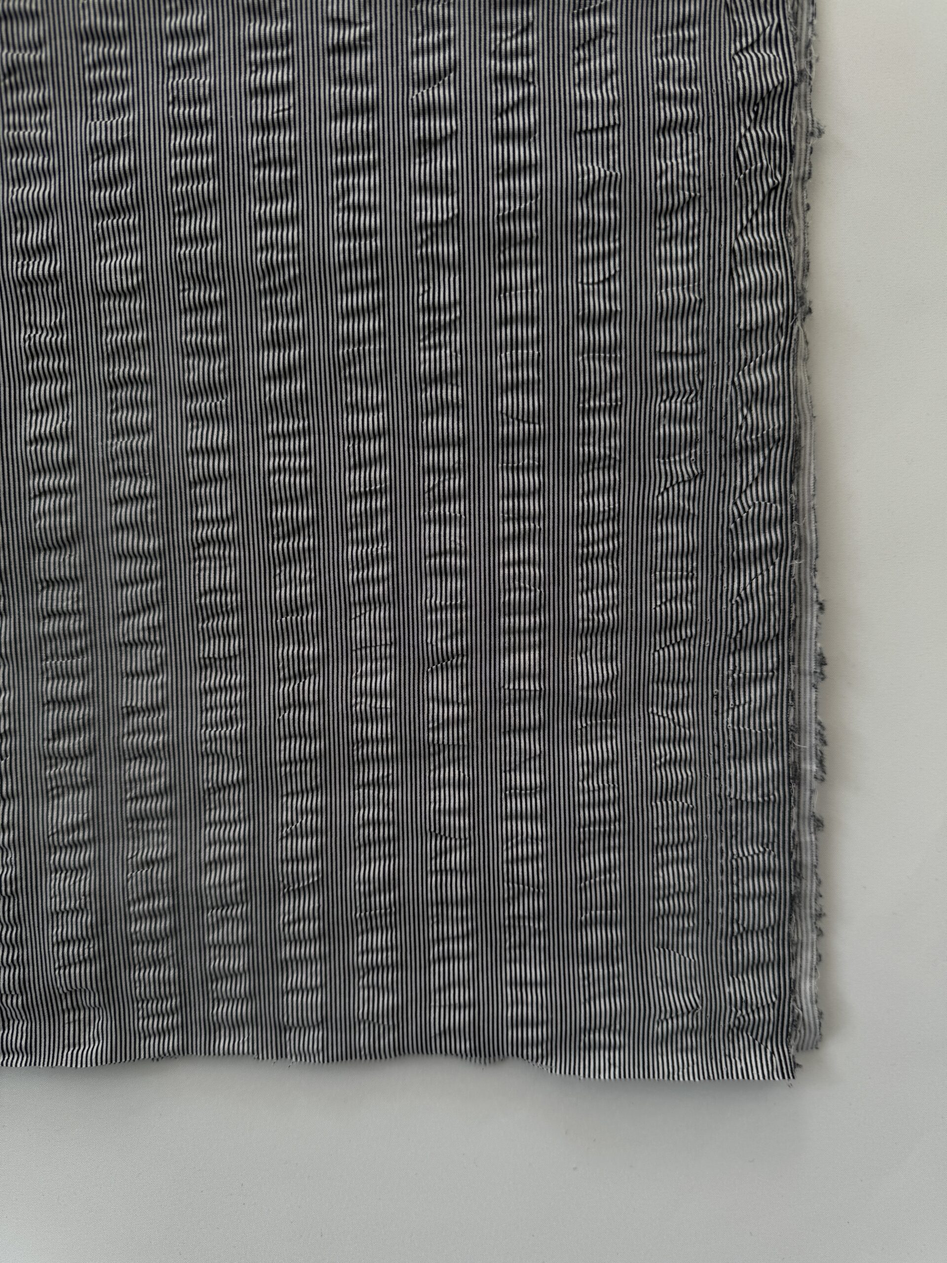 Cottonseersucker@simplyfabrics.co.uk