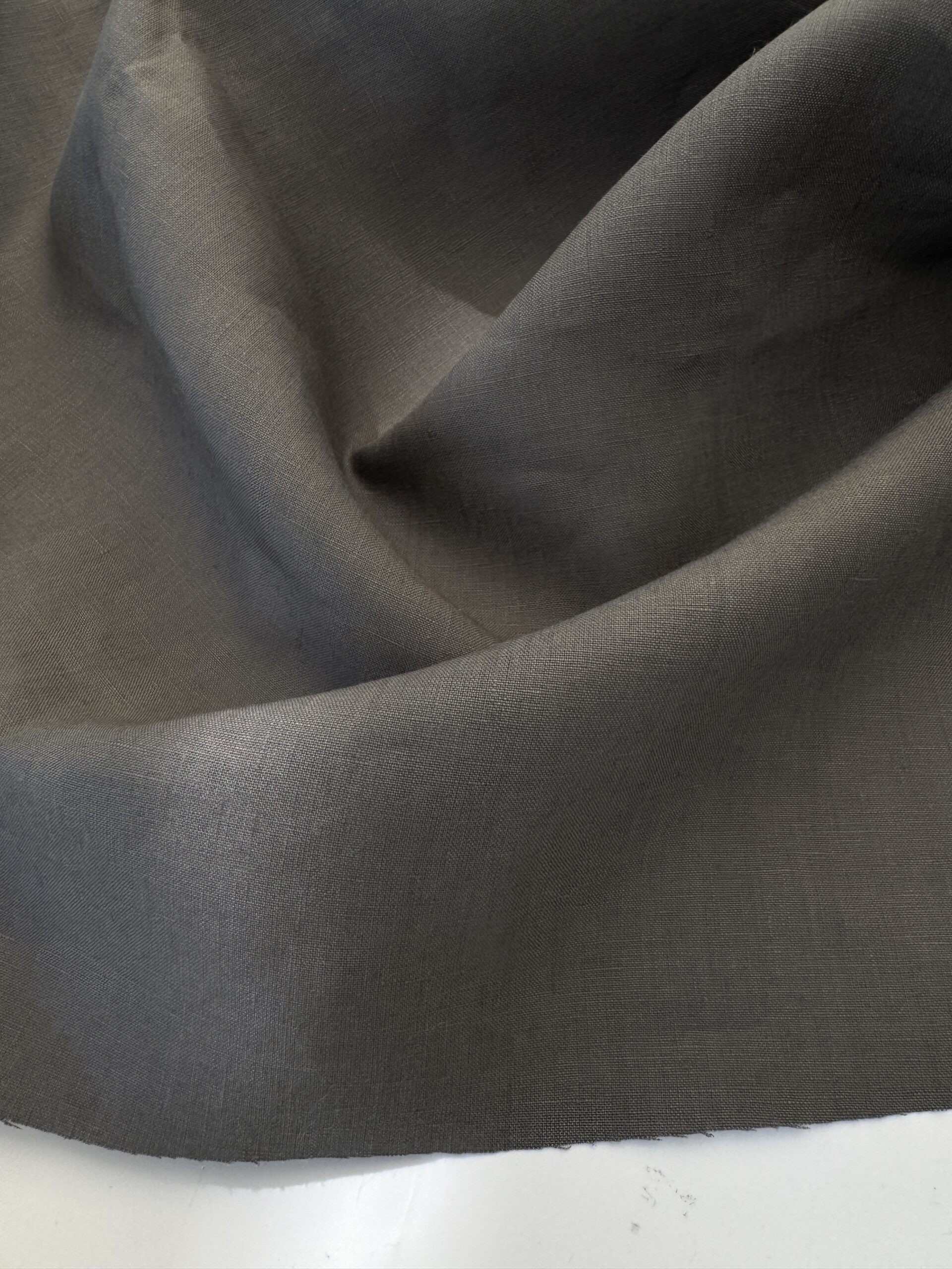irishlinen@simplyfabrics.co.uk