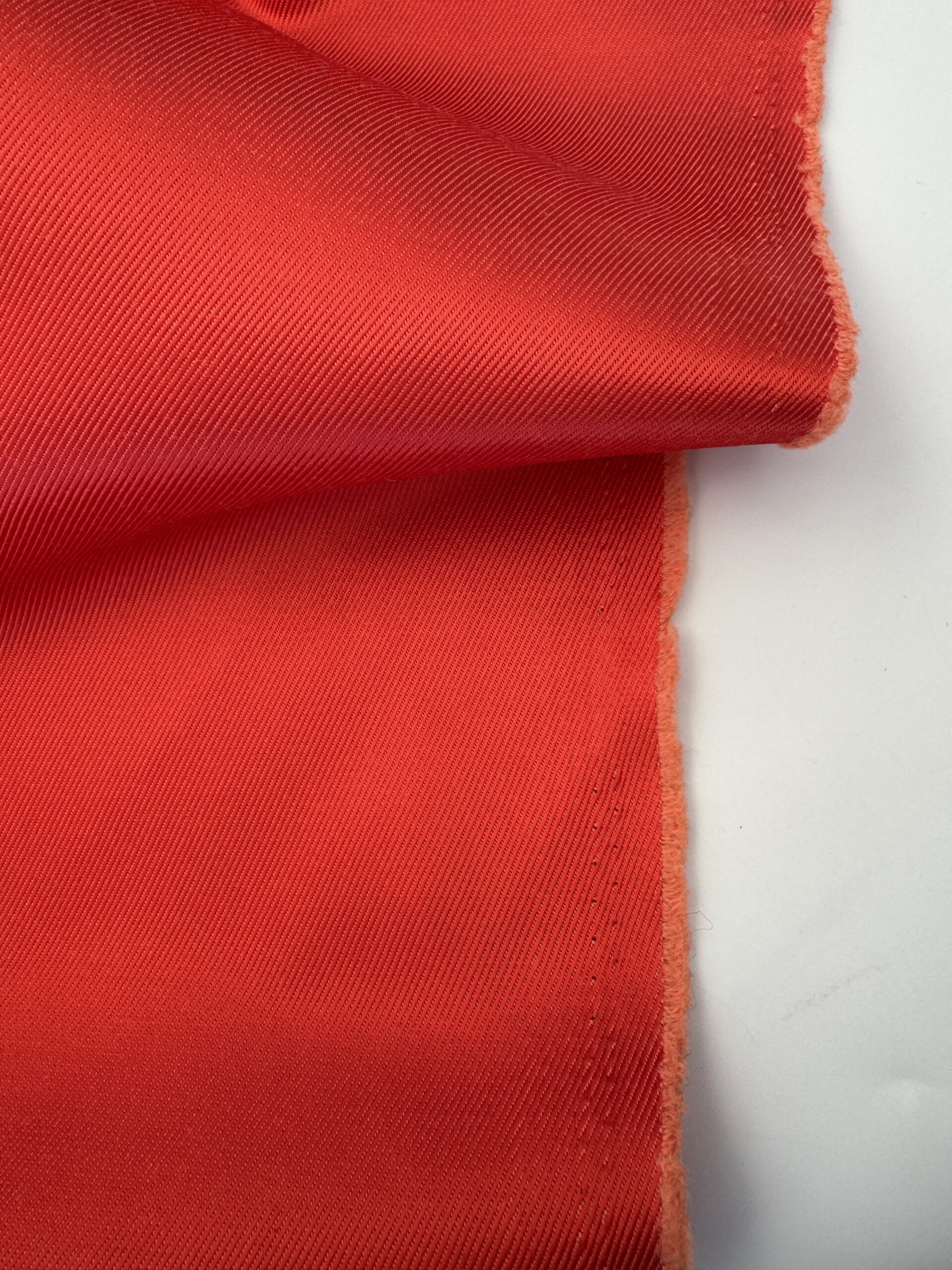 wooltwill@simplyfabrics.co.uk