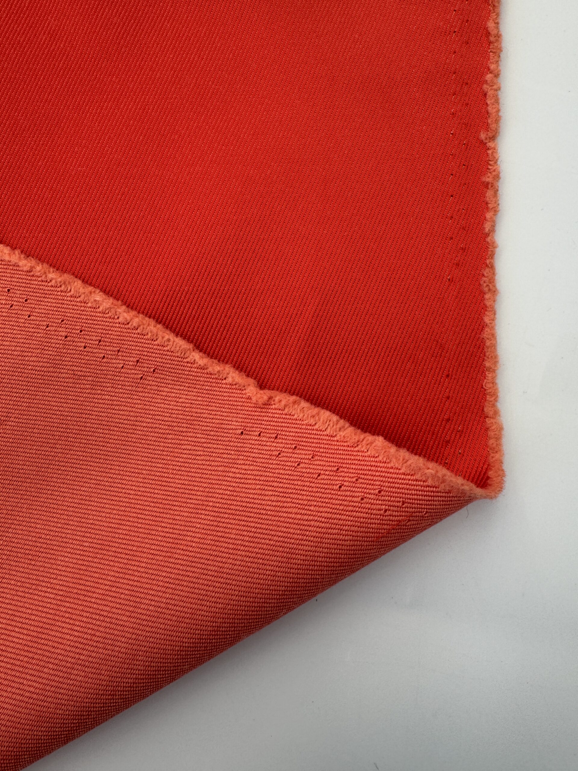 wooltwill@simplyfabrics.co.uk