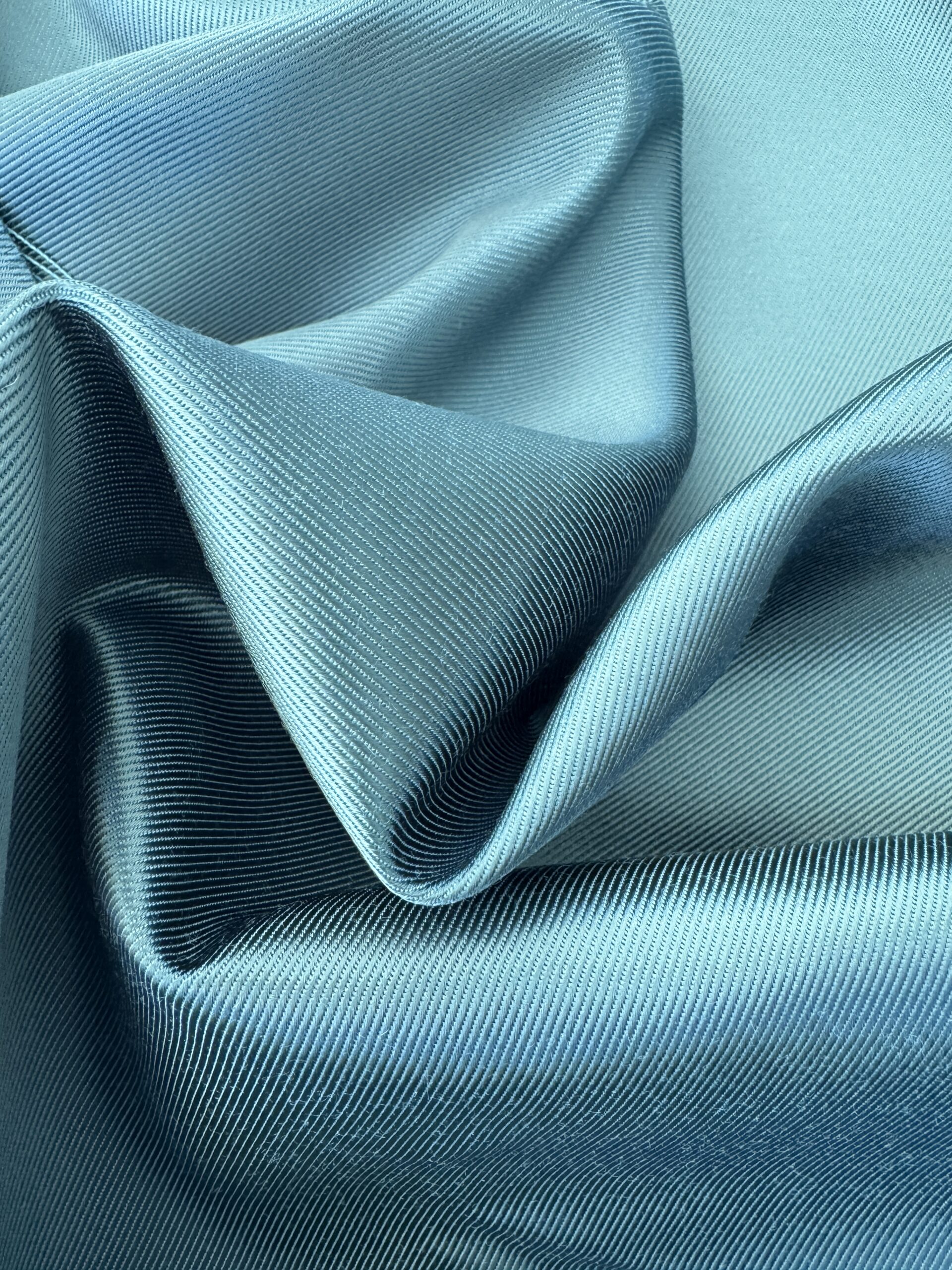 wooltwill@simplyfabrics.co.uk