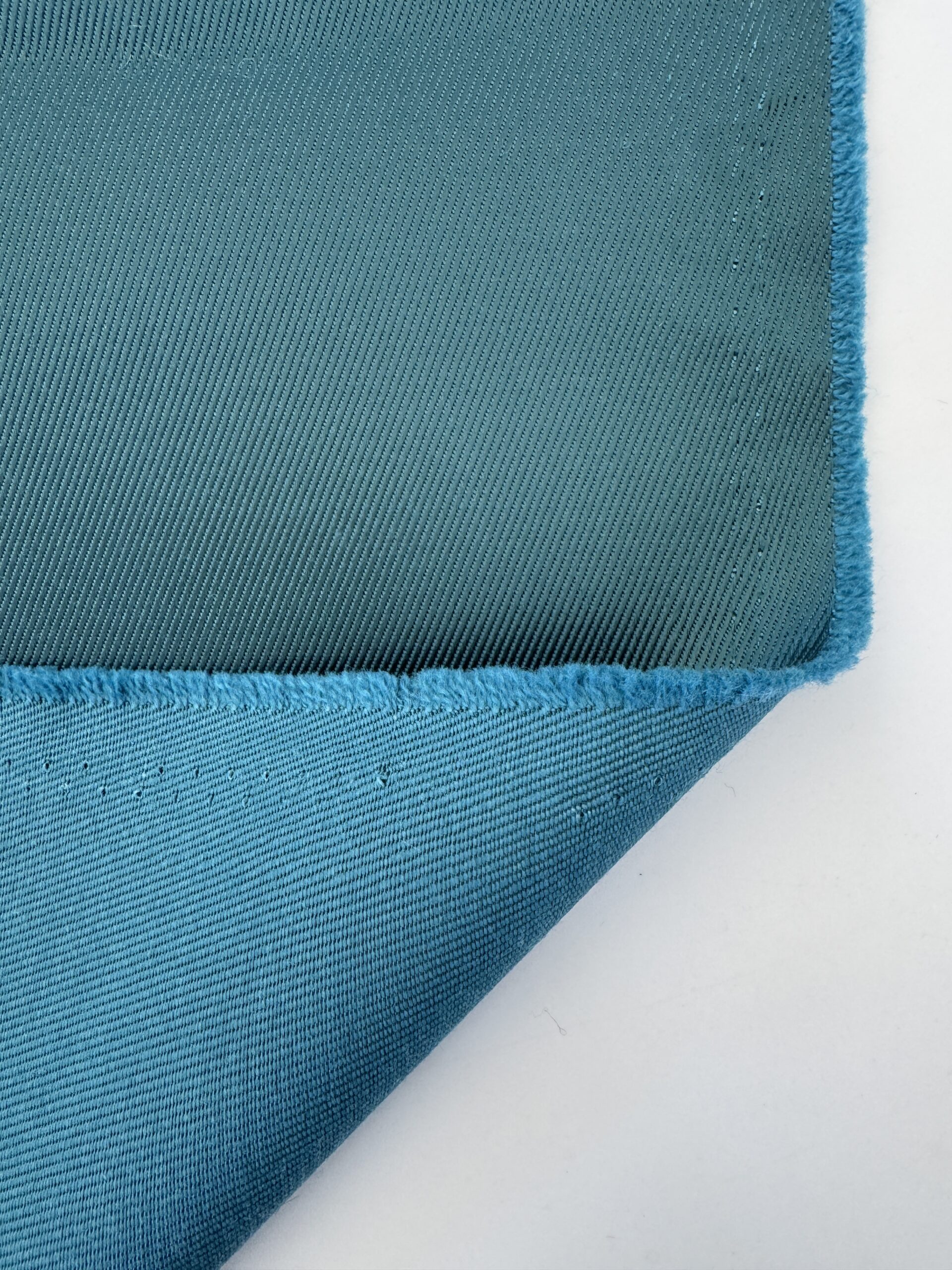 wooltwill@simplyfabrics.co.uk