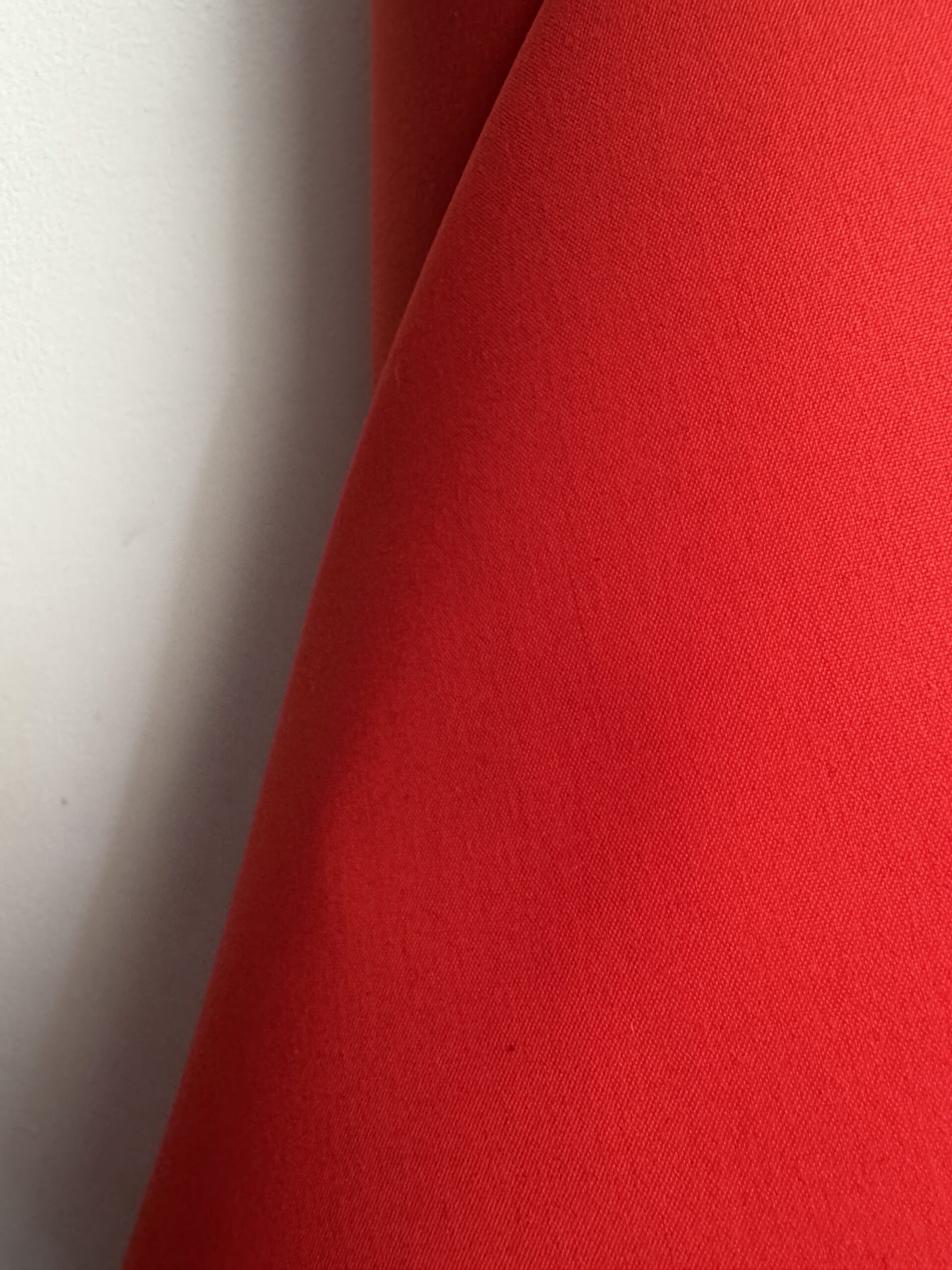 redwaxedcotton@simplyfabrics.co.uk
