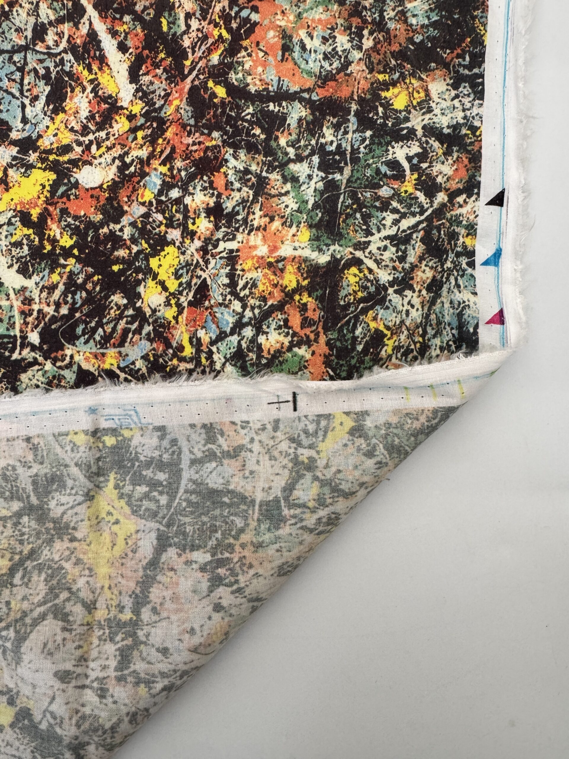 paintsplatter@simplyfabrics.co.uk