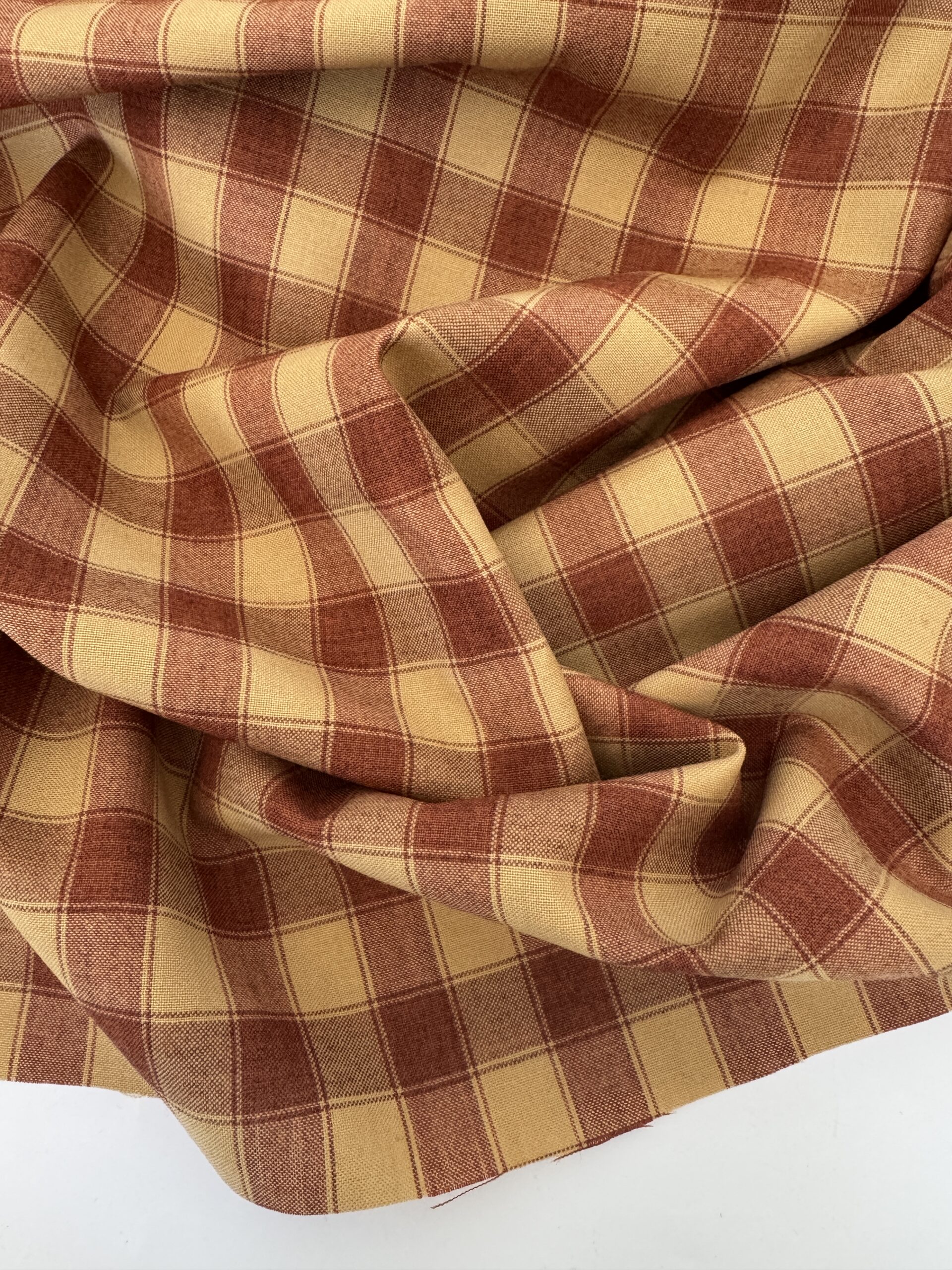 Checkedwool@simplyfabrics.co.uk