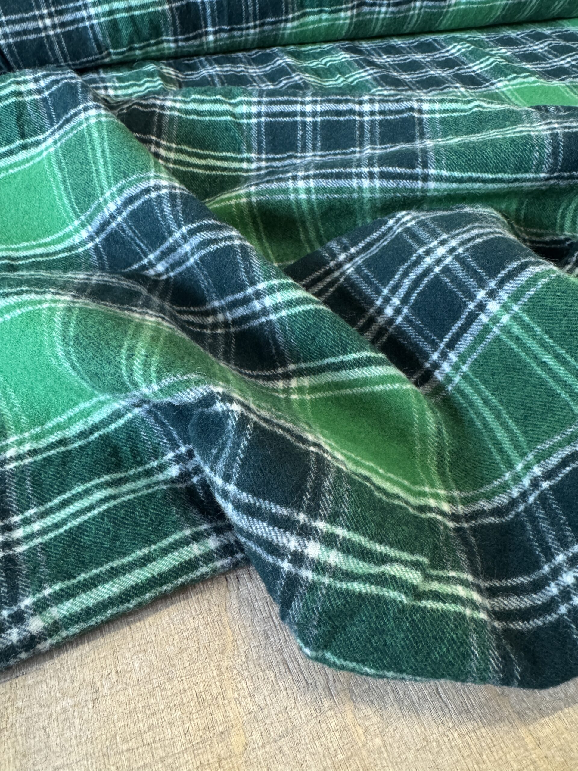 Woolcheck@simplyfabrics.co.uk