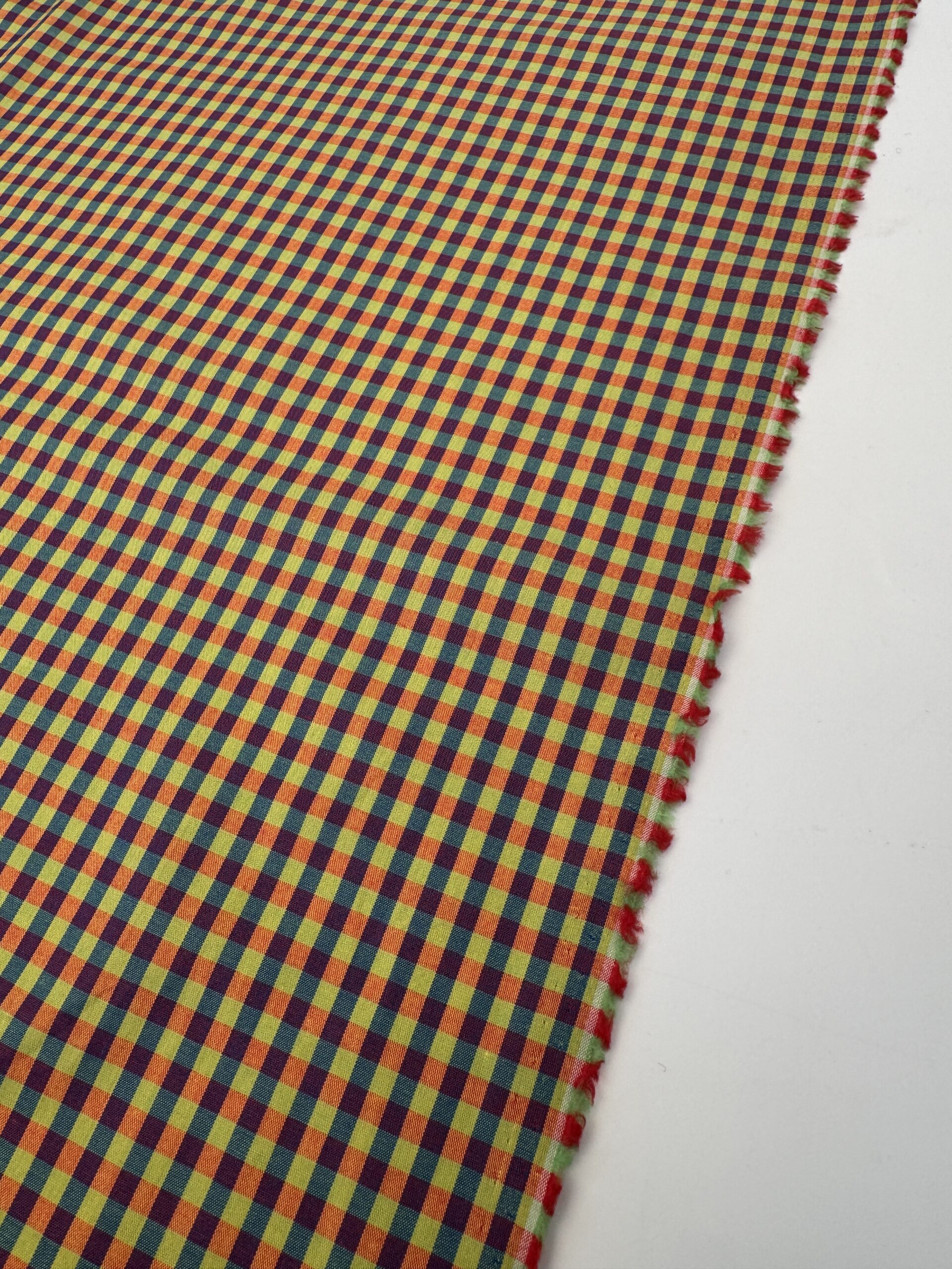 Cottongingham@simplyfabrics.co.uk